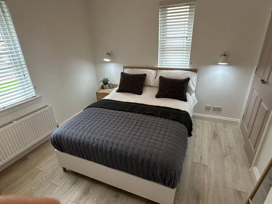 Premium Executive Apartment In Dunfermline Exterior foto